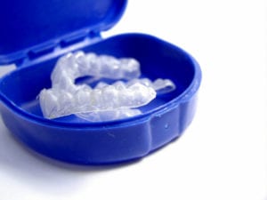 teeth whiteninging trays